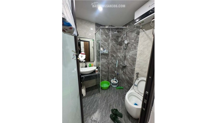 CHDV XÂY MỚI GẦN PHỐ TÔN THẤT TÙNG_9 PHÒNG FULL NỘI THẤT_NGÕ NÔNG THÔNG_DÒNG TIỀN 600 TRIỆU/ NĂM